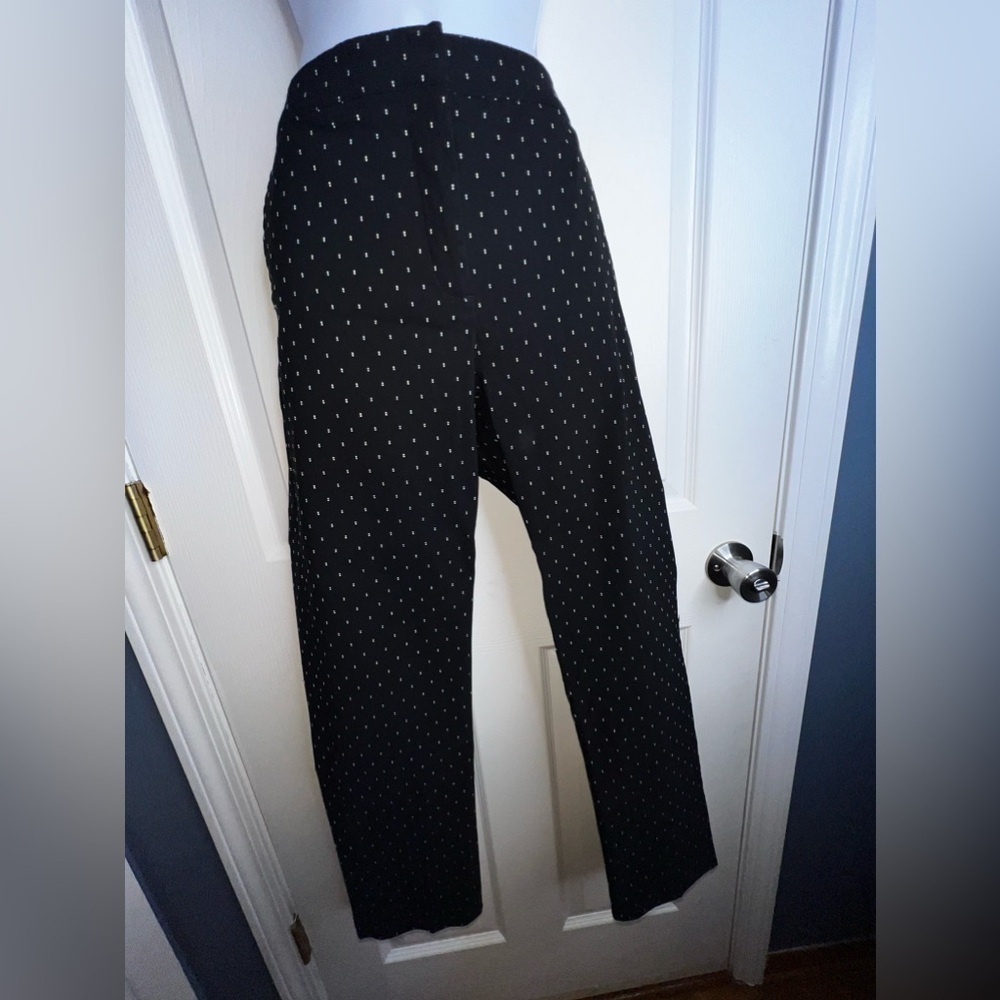 NWOT Izod Women’s 4 Black White Dot Stretch Crop Capri Trouser Dress Pants S - Picture 7 of 14